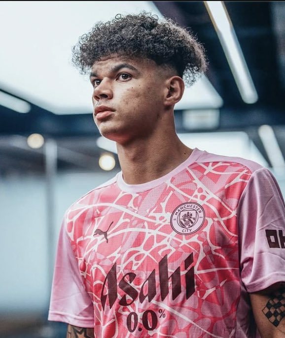 RisingStarXI's tweet image. 🏴󠁧󠁢󠁥󠁮󠁧󠁿💥 𝐍𝐈𝐂𝐎 𝐎’𝐑𝐄𝐈𝐋𝐋𝐘 (𝟐𝟎) vs Liverpool:

• 1 ASSIST
• MOST TACKLES (5)
• 7/12 Ground Duels Won
• 4 Ball Recoveries
• 2 Clearances
• 2 Interceptions 
• 10 Defensive Contributions 
• 3 Touches In Opposition Box

Salah was completely 𝐋𝐎𝐂𝐊𝐄𝐃 🔒