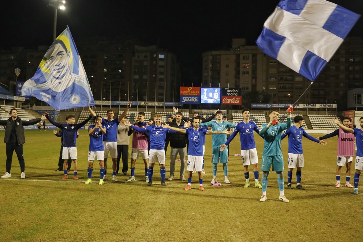 SOM LO PUTO LLEIDA I NO ENS RENDIM MAI ✊🏼💙

#LleidaCF #MésViusQueMai #LleidaMontañesa