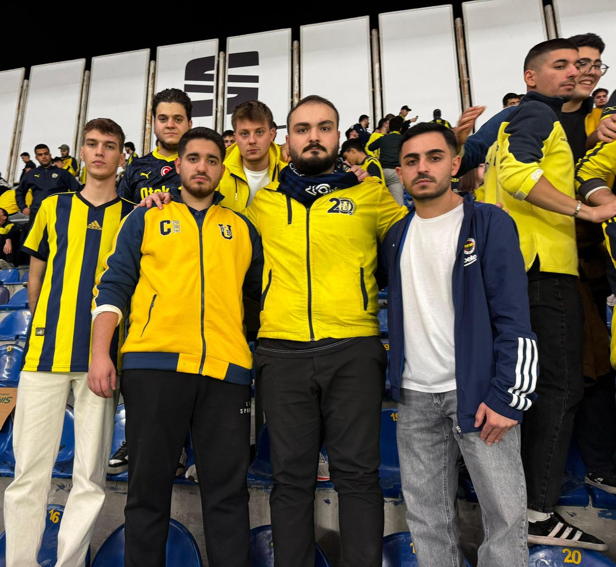 ŞAMPİYONLUK GELİYOR İNAN! 
Fenerbahçe 4-2 Kayserispor | 09.11.2025