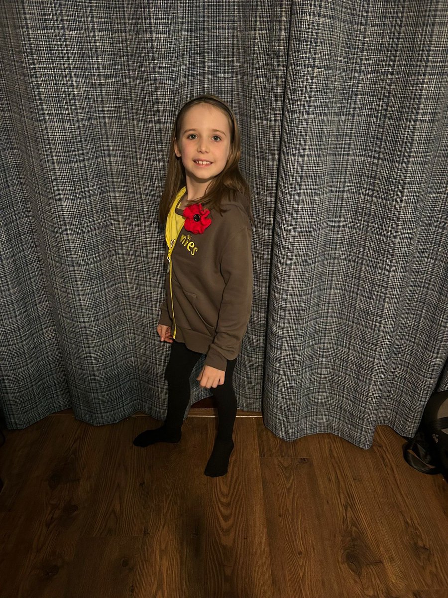 KellyJ81H's tweet image. C had the honour of holding the flag today for remembrance. 

&quot;At the going down of the sun and in the morning, we will remember them” 

@RiddingsJnr @OakesRjs @embarkfed