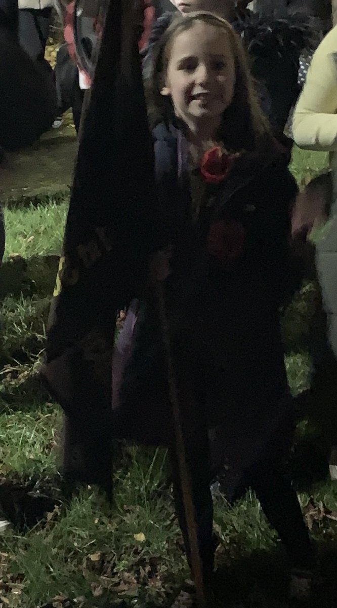KellyJ81H's tweet image. C had the honour of holding the flag today for remembrance. 

&quot;At the going down of the sun and in the morning, we will remember them” 

@RiddingsJnr @OakesRjs @embarkfed