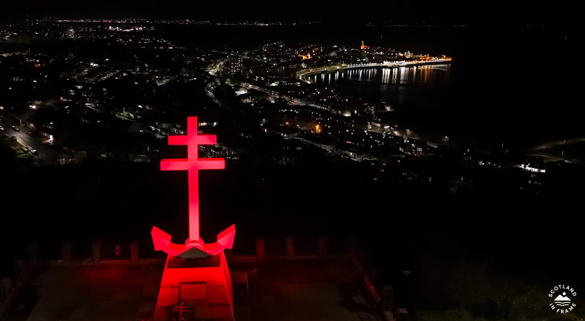 StephenAHenry's tweet photo. First nigh time drone flight.

The Free French Memorial lit in red tonight - with Gourock in the background.

#RemembranceDay #Red #FreeFrenchMemorial #Greenock #Gourock #Scotland https://t.co/5cwKY4xYHP