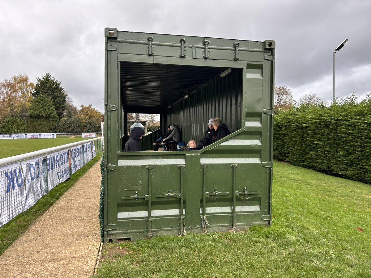 McDscrote's tweet image. Last photos of today’s #SRWFL Division 1 North match at French School Meadow. @penntgfc Ladies 0-1 @SloughTownLFC #penntgfcladies #penn #sloughtownfcladies #rebels #COYR #alltherebels #rebelsontour #rebelarmy #biggesttradingestateineurope