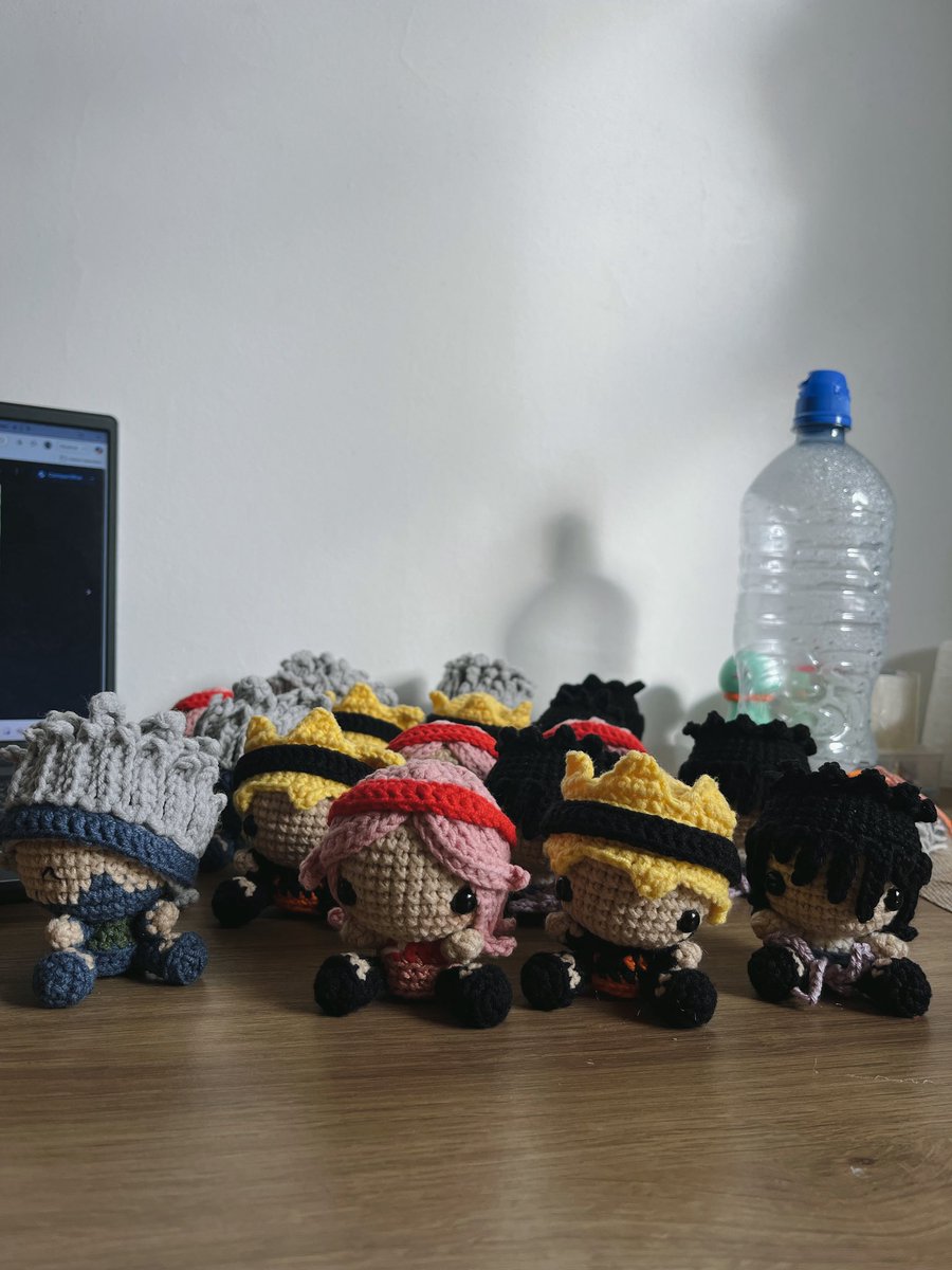 amigusart's tweet image. fiz um exército