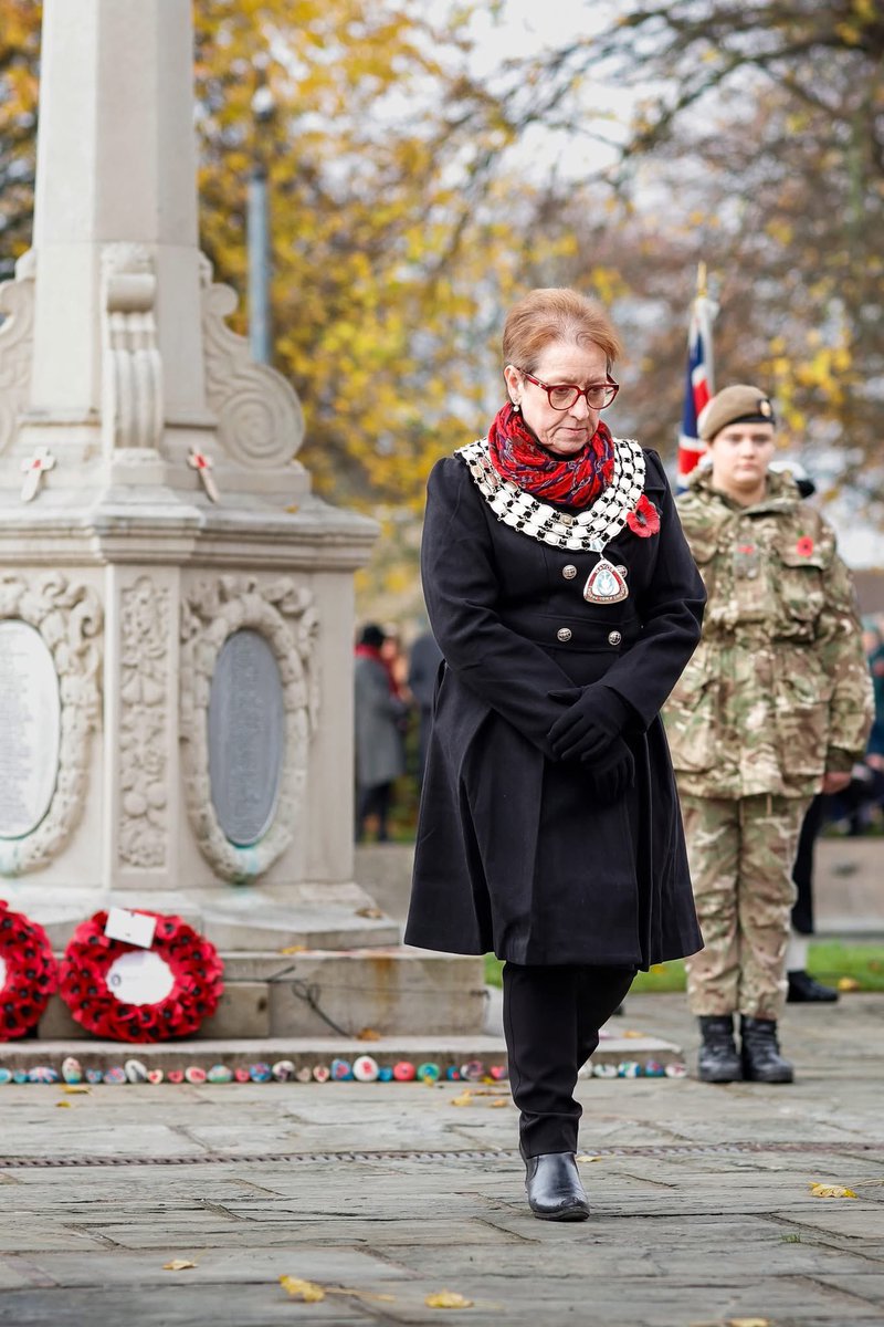 ThorneLabour's tweet photo. A lovely service in Thorne Memorial Park &amp; St Nicholas Church this morning &amp; this afternoon at St Wilfriths Church in Moorends, a time for reflection and  to commemorate the fallen and remembering those who served. 

Thank you to Jan Sharp who took some of these photos. https://t.co/f1cPxYsScR