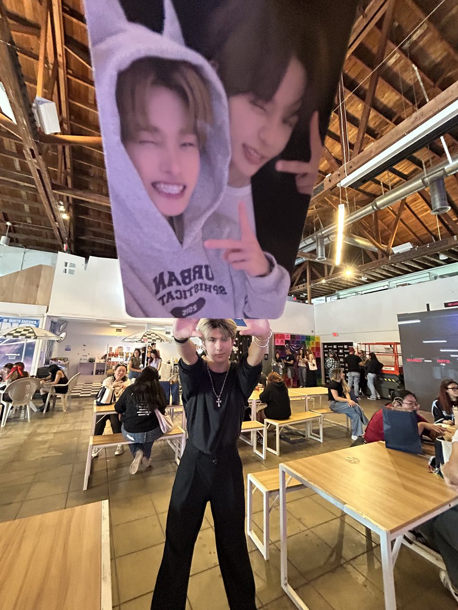 Take a journey on the RIIZE Odyssey with us and see what's happening at the RIIZE Tour Merch POP-UP in LA 🧡
BRIIZE, there's still time to secure your Tour Merch before the show!

🗓️ 11/7 - 11/10 | 10AM - 4PM
📍 <a href="/hello82LA/">hello82 LA</a>

<a href="/RIIZE_official/">RIIZE</a>
#RIIZE #라이즈 #RISEandREALIZE