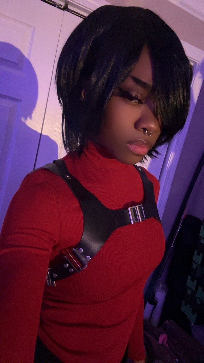 This makes me wanna bring my Ada back again…ouuuu you cooked man. 

#ResidentEvil