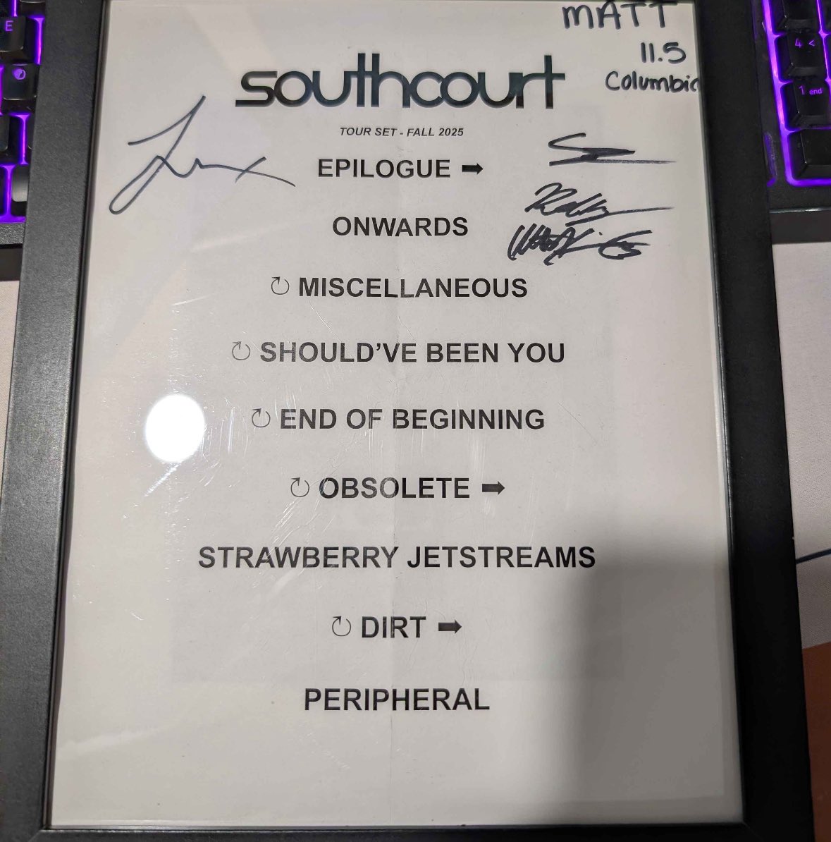 SCourtUpdates's tweet image. Here’s a look at their set list as well!

Photo provided by Paige in the Southcourt Discord