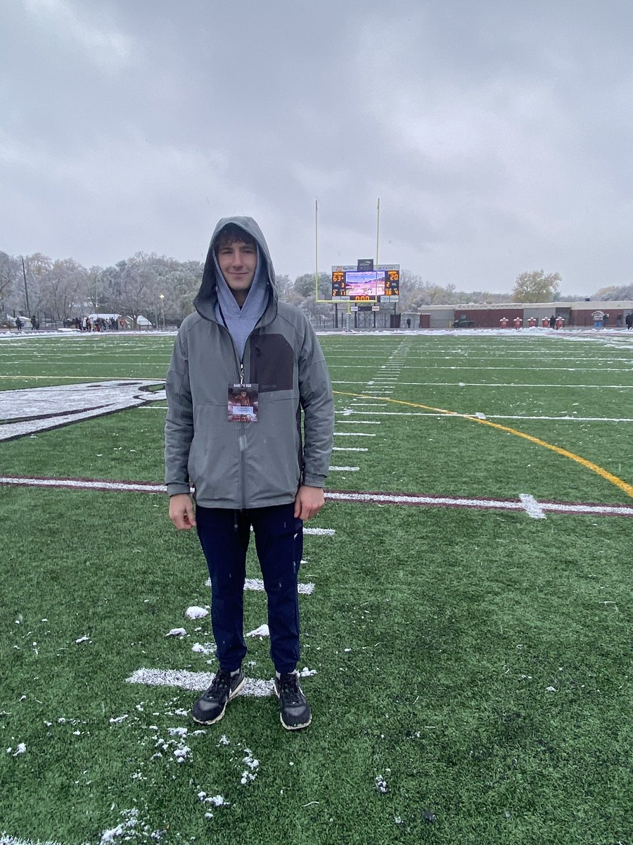Thank you <a href="/MsideFootball/">Morningside University Football</a> for the game day visit yesterday. It was a great game in the snow! I enjoyed talking with Coach Ryan and <a href="/CoachLHarnly/">Coach Laken Harnly</a> and I appreciate receiving an offer to play for Morningside.