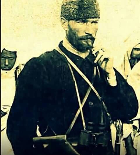 Saygı, özlem ve minnetle…
#10kasım #atatürk