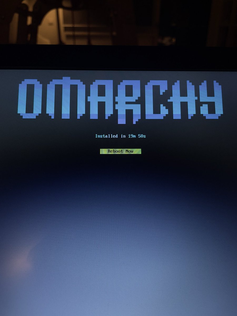windjacker's tweet image. Welp, I managed to crash @OmarchyLinux 5 minutes into it by launching the broswer. Then after restart, I did it again. It’s an old machine, but really, a fucking browser?