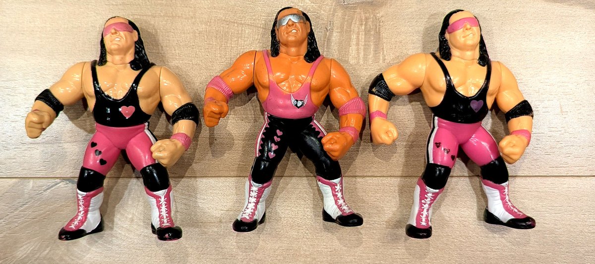 yanocain's tweet photo. @KShawnng @3poaEpicPodcast @sirpaul64 @thefigheel @WrestleFigNews @wrestlingfigdb @CaveFig @hWoOfficialPage @figvault @HasbroWWFan @WWFHasbroBook So, the middle one is rare? https://t.co/qbpAOoh3VW