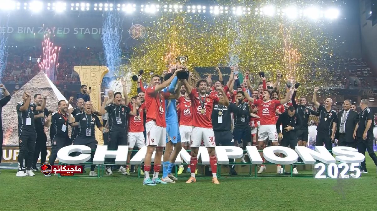 IbrahemGhanem3's tweet photo. السوبر للسوبر 🏆🥇❤️🦅
#السوبر
#الاهلي https://t.co/dG9Bcqrz8p