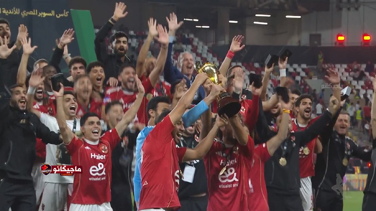 IbrahemGhanem3's tweet photo. السوبر للسوبر 🏆🥇❤️🦅
#السوبر
#الاهلي https://t.co/dG9Bcqrz8p