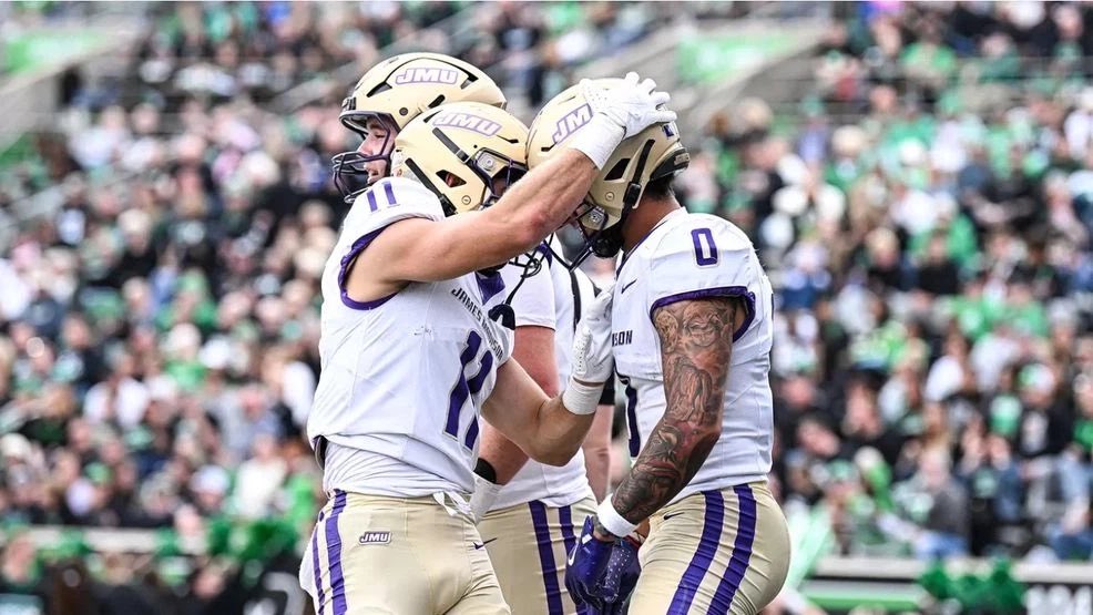 SlashFBFeature's tweet image. Drop your film and message us for a highlight post. 🔥🏈👀 

⚪️🟣🟡⚪️🟣🟡⚪️🟣🟡⚪️🟣🟡