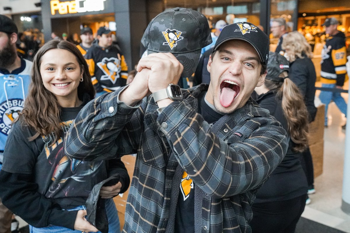 Hats off to our heroes🇺🇸

We are proud to share that every fan at our Military Appreciation Game today received a camo hat, courtesy of 84 Lumber!