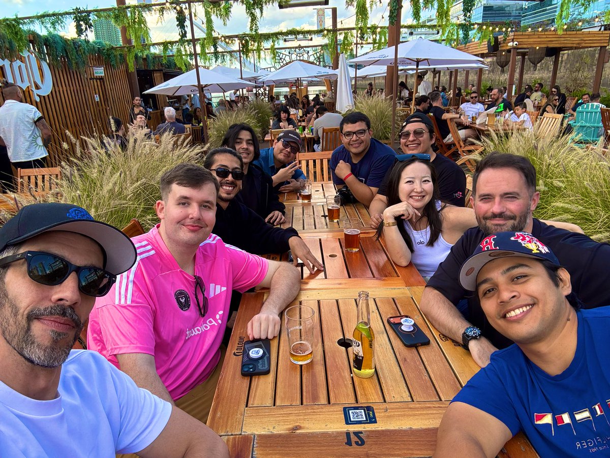 The gang is slowly assembling. 😎

Thanks to <a href="/NachitoEth/">Nachito | “Dotcast” #43 🐂⭕️</a> and <a href="/Rocosape/">Rocosape</a> for showing us around in BA. 🇦🇷🍺❤️