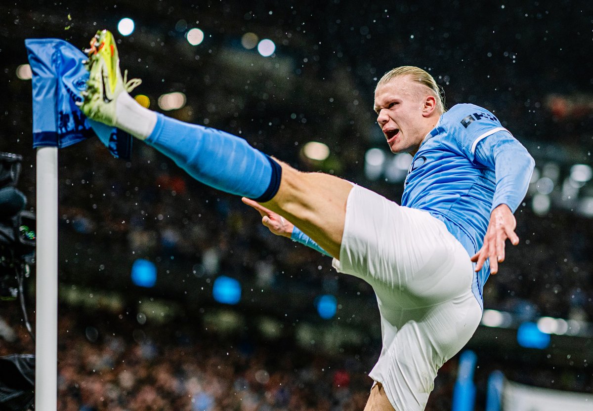 Man City Pictures That Go Hard tweet media