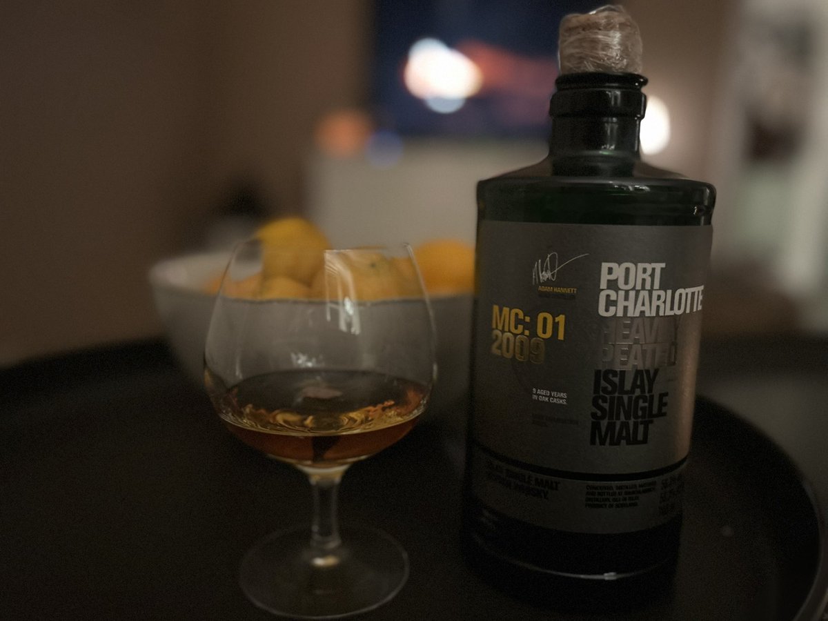 MasterG70's tweet image. Tack för allt Gustav och jag är glad att jag fått följa din karriär på nära håll under 25 år. Det enda som saknades idag var pappa Stig som betytt så mycket för dig! Skål också för en 4:e plats och skål för Blåvitt!