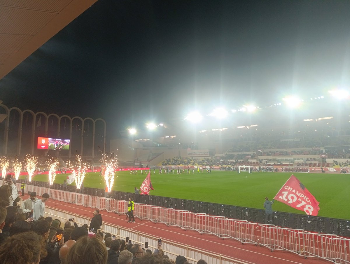 Malgré le résultat décevant....  #MerciRMC pour les places ! Daghe 🇮🇩