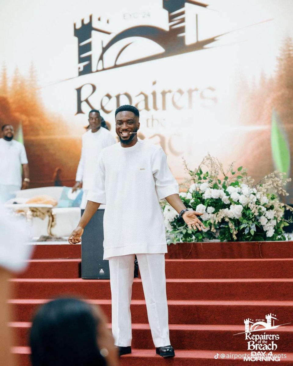 iam__Jezreel's tweet photo. Turned the hearts of the youth in Ghana towards God. Such a beautiful scene🤍😍 https://t.co/TXSAt8VMww