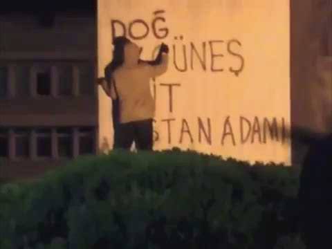 Doğ ey güneş erit taştan adamı
Ve kurut taşları diken elleri