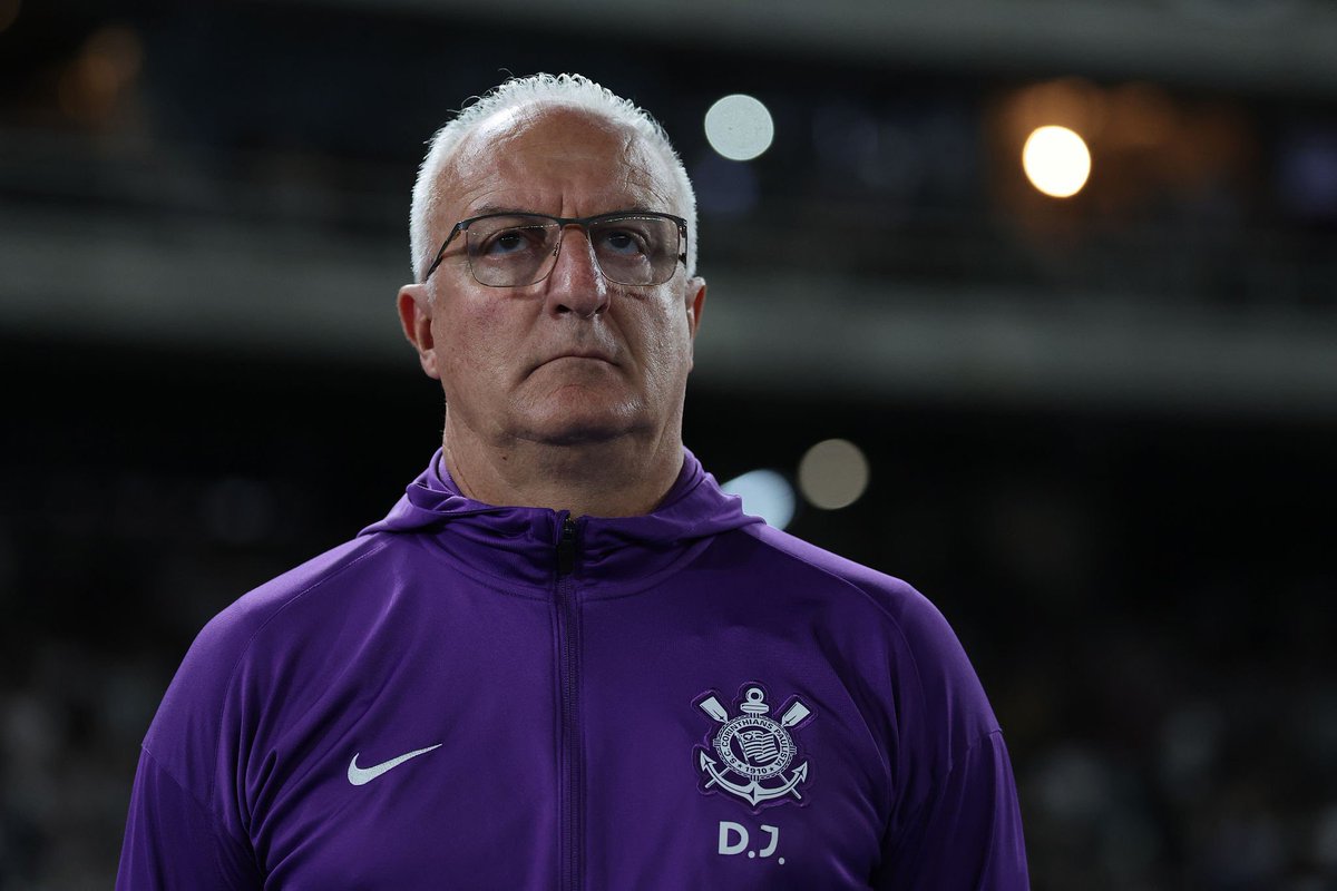 Sinceramente, até quando vamos tolerar Dorival como técnico do Corinthians?

Ele não conseguiu fazer a Seleção de Vini Jr e Rodrygo funcionar, mas espera-se que faça o Corinthians de Yuri e Romero jogar? 
A conta não fecha.

Tem q sair o mais rápido possível!
