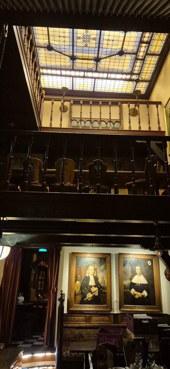 Birthday dinner!
<a href="/vijffvlieghen/">d'Vijff Vlieghen</a> is een bijzondere plek...