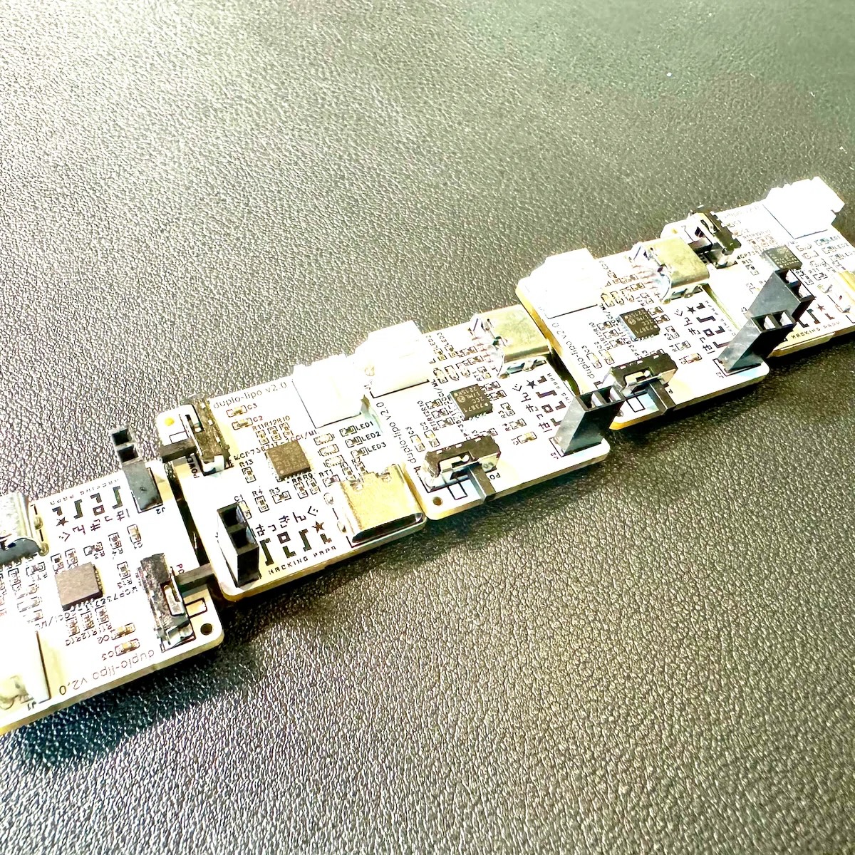 hottarita's tweet image. はっきんぐパパからヒーローズリーグに３作品応募完了しました。

最後の一つはatom S3でわが子のブロック遊びをもっと楽しくするためにつくったものです。

atom S3はLEGOデュプロに入るんです。ジャストフィットです。

#ヒーローズリーグ #応募した