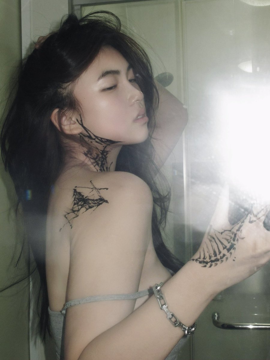 NONAME (@xdoubleplusx) on Twitter photo 