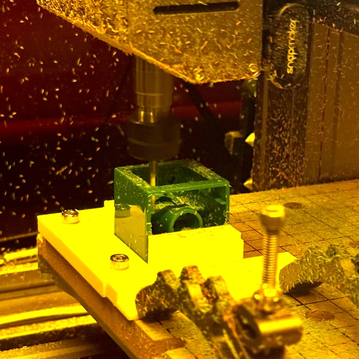 hottarita's tweet image. はっきんぐパパからヒーローズリーグに３作品応募完了しました。

最後の一つはatom S3でわが子のブロック遊びをもっと楽しくするためにつくったものです。

atom S3はLEGOデュプロに入るんです。ジャストフィットです。

#ヒーローズリーグ #応募した