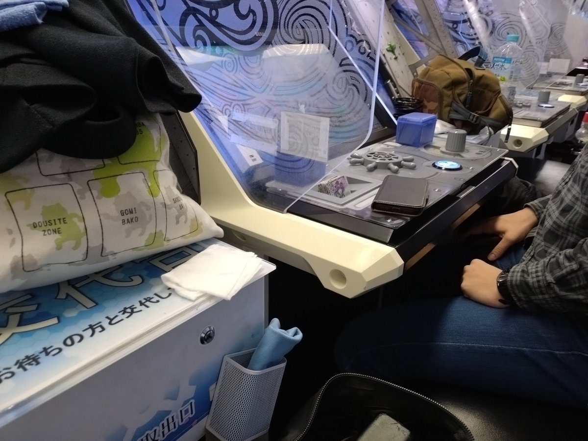 yoka_ton_h's tweet image. マサさんと合流して共同戦線
…と思ったら着くなり絶望を味わうことになるなど＿|￣|○
早すぎやろ！
#艦これアーケード