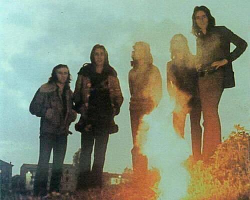 2/2) and "Can-Utility and the Coastliners" to be omitted from the set, with the first two being performed on a few other rare occasions during the remainder of the "Foxtrot" tour. <a href="/Celosia2/">Kristi K 🪴🌲🌼💚</a> <a href="/JudithR1/">Nothing else matters 🌼</a> <a href="/JoeBlow24424856/">Joe Blow</a> <a href="/ProgROCK_Bon/">Rael Wall</a> #Genesis "Supper's Ready" youtu.be/9hKYpNpajpI?si…