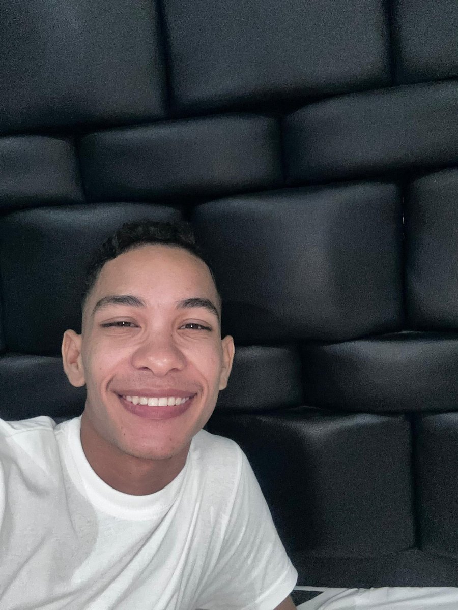 David Luis💦❗️ tweet media