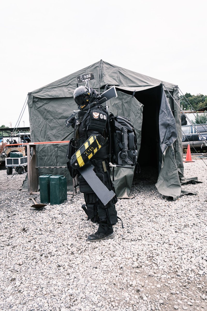 06_type1945_2nd's tweet image. イイ感じに三面図になっててガチで今後の製作の参考になるわコレ…

実は写真を確認するまで当日どんな格好だったか本人が知らなかったのはココだけの話

📸(@kosdakos)
#ARMOR祭 
#ARMOR祭2025