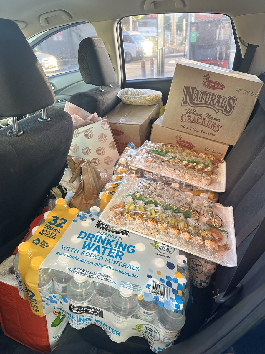 Sushi might have been my most unusual hurricane relief request but it was so worth it to bring a moment of happiness  to a family member on her birthday. There can be joy and celebration even in the midst of disaster ✨
