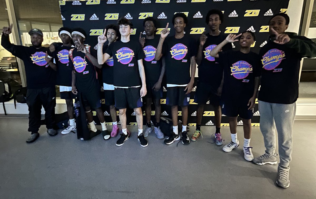Congratulations to <a href="/kinghoopsnyc/">KING Hoops NY</a> 15U on winning their #ZGNYFallFinal championship 👑💯