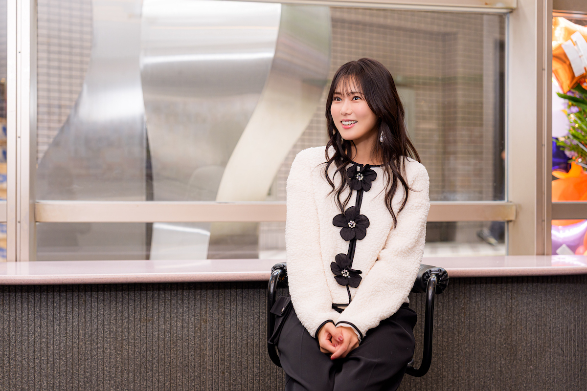 realsoundjp's tweet image. 【フォロー＆RPで #プレゼント🎁】
#唐沢美帆 サイン入り色紙 2名様

／
🖊️『温泉むすめ』
唐沢美帆×プロデューサー陣 鼎談
realsound.jp/2025/11/post-2…

📷写真一覧はこちら！
realsound.jp/2025/11/post-2…
＼

#温泉むすめ