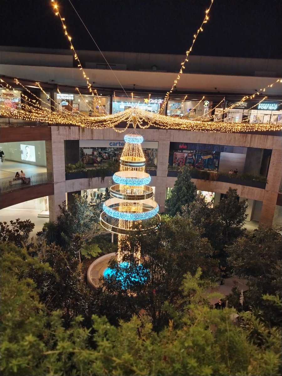 Que tal su noche mis amores nosotros por acá conociendo a un buen amigo 🍆😈🔥🔥🍆