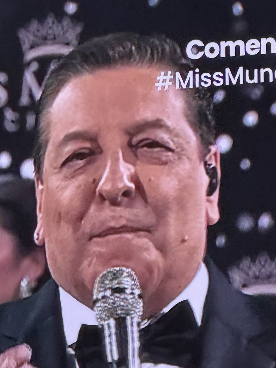 MAX_CHILE's tweet photo. #MissMundoCHV
El JC gana millones y no es capaz de quitarse la papada
🤣 https://t.co/vXUEHbrD3b