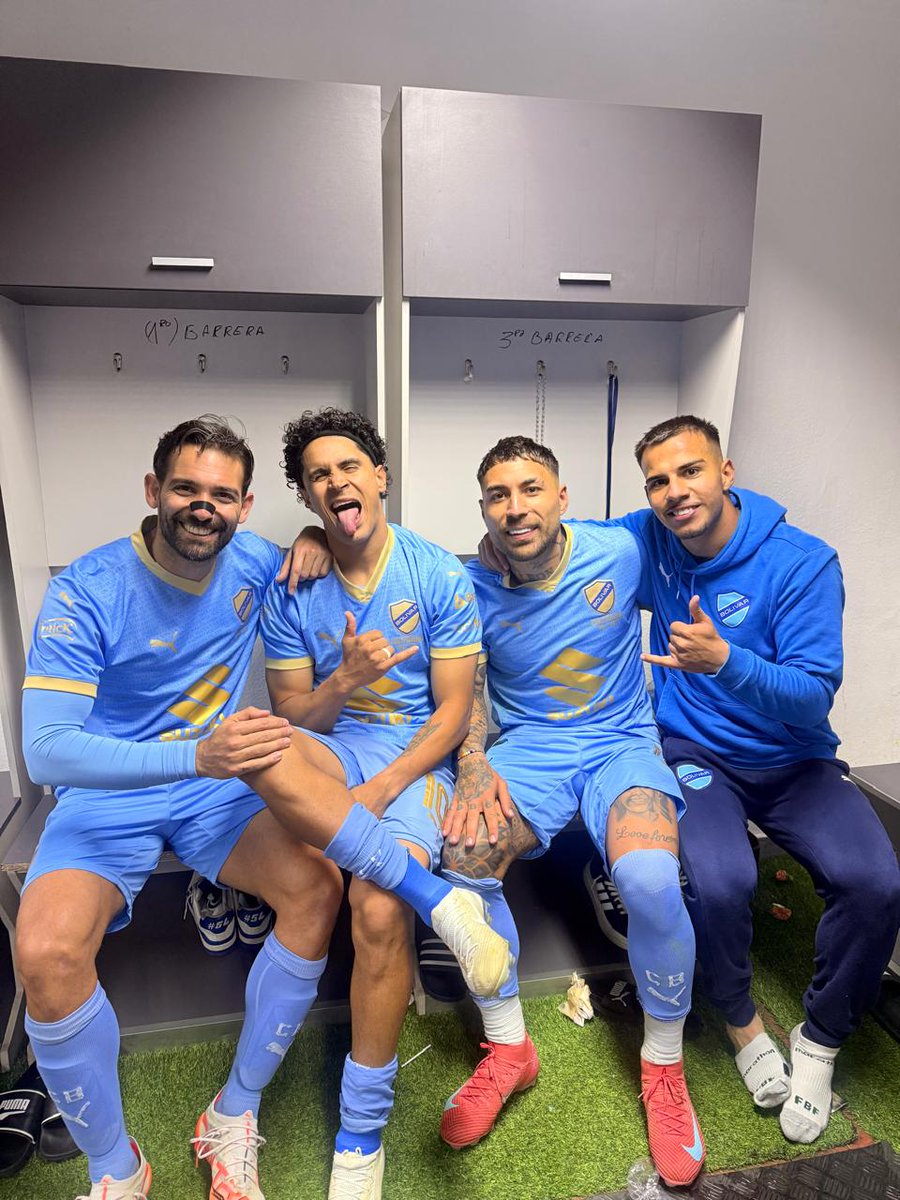 mcaute7's tweet image. 💪🔥A cuartos de la Copa Peceña ⚽️⚽️ @Bolivar_Oficial