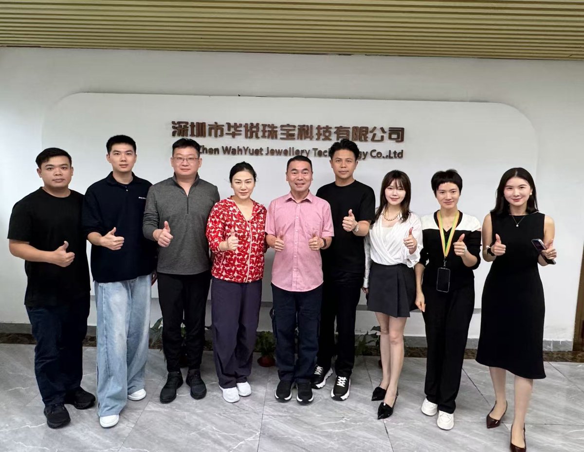 gsyeoh's tweet image. Conducted a case study at jewellery technology company 💎✨  
Grateful for the warm welcome and the chance to meet the brilliant team behind the craftsmanship. Thumbs up to innovation, precision, and passion! #JewelleryTech #IP