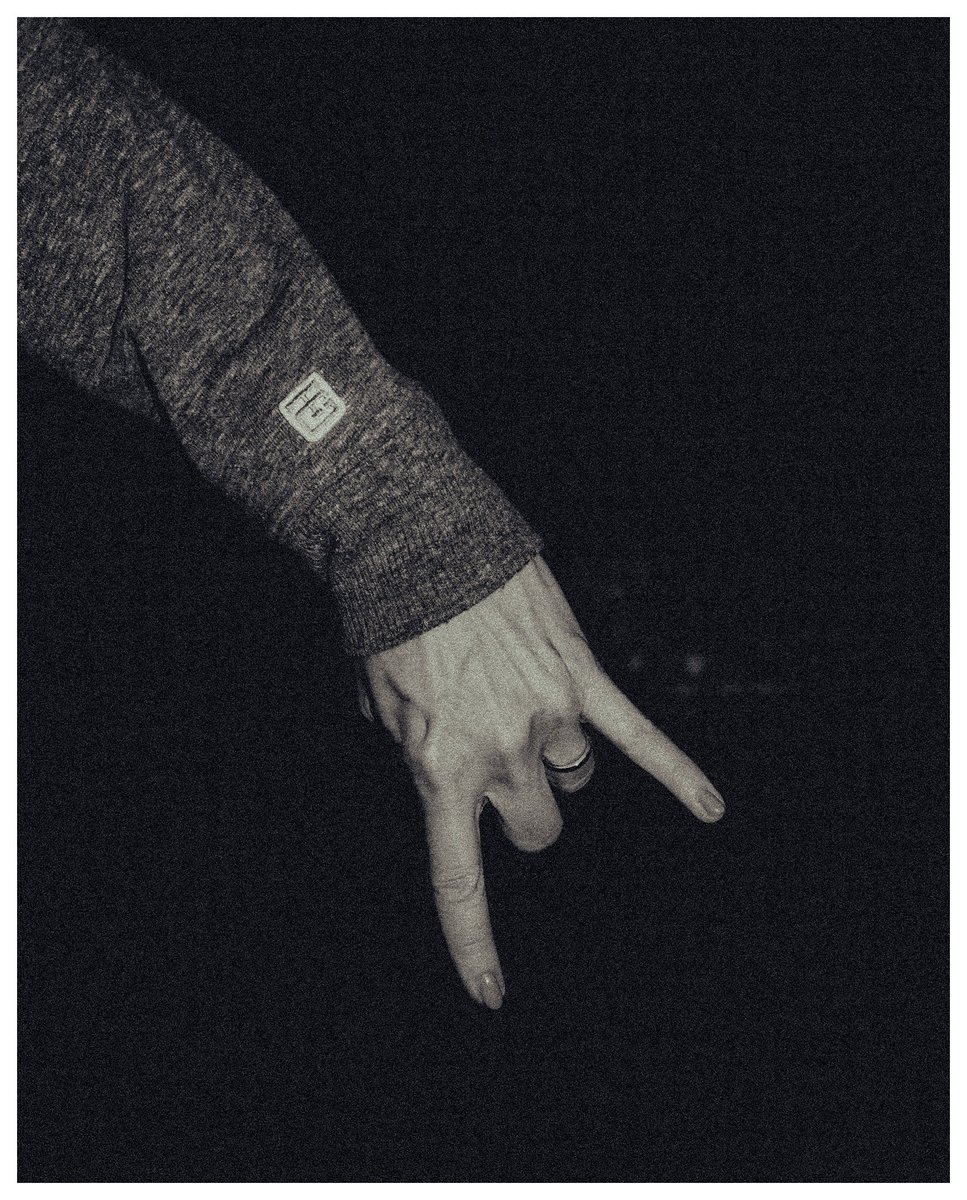 This week feels like a good time to dust off this old photo from last October #GoDawgs #HornsDown