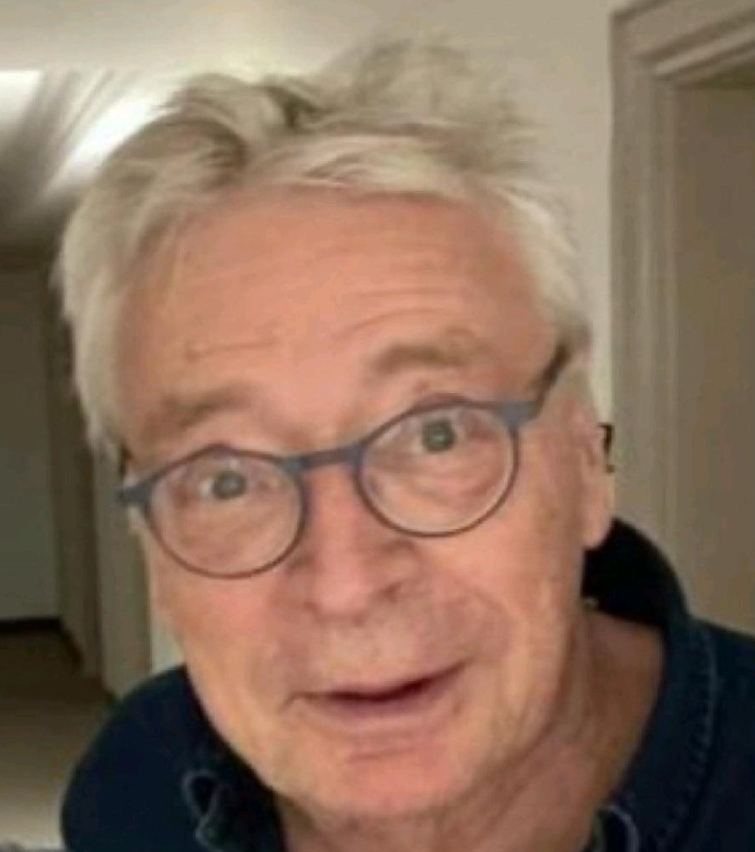 The Sovereign Properties of Alis DeKay 💛🖤👑⚡ZZ. tweet media