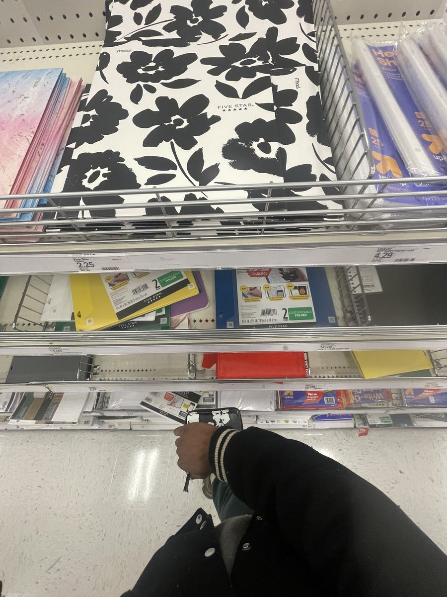 1eFOUenvert's tweet photo. @klovoxoo big or small print?
I want 5star residence(s)* so Ill give you 5star everything
I gotta take a break from les etudies n get this munyon🤓
Ill lyk when I get back to it ‘THERIGHTWAY’ 🫰🏾
but lmk 🖤😘🧐 mmmmk?
LookBae !
#wematching
(I’d tag fivestar but to noAvail) https://t.co/UXdqzKqOOC