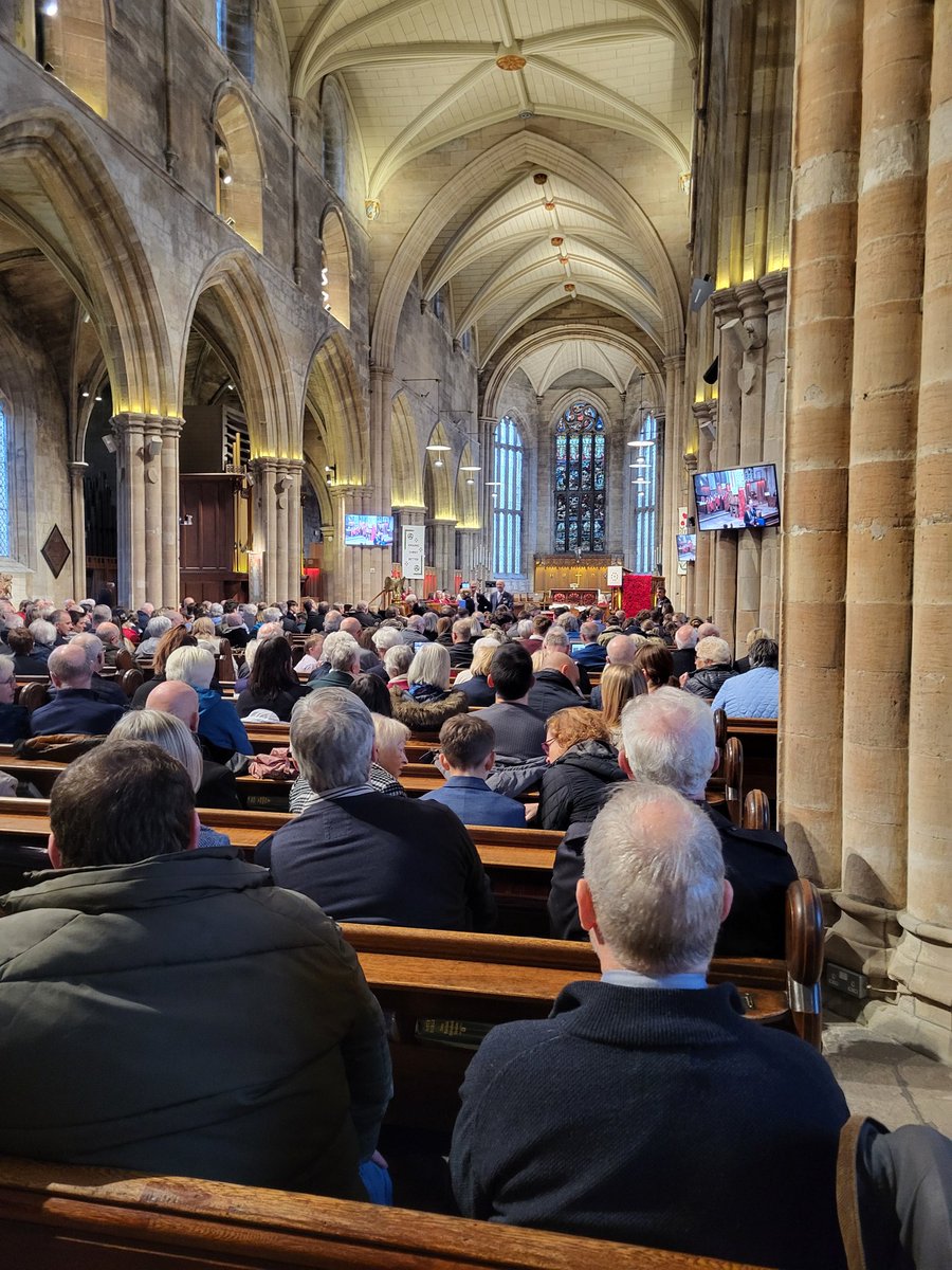 LibDemSally's tweet image. They gave their lives so we could have ours. It&apos;s so important that we honour &amp;amp; remember every single one of them: today &amp;amp; always. And one thing from today&apos;s service that really stuck. We need to love our enemies, or we&apos;ll never achieve peace #RemembranceDay #lestweforget