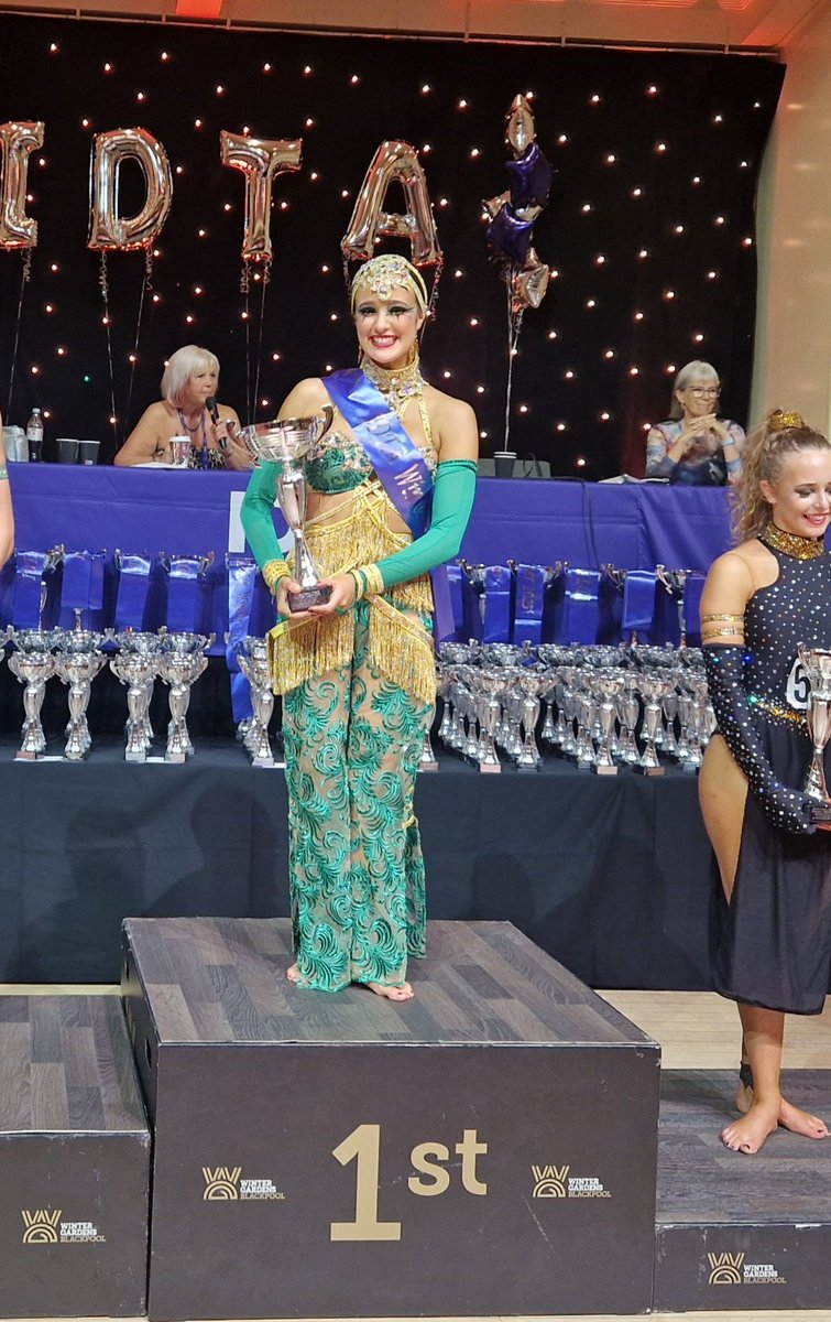 Jen Willis tweet media