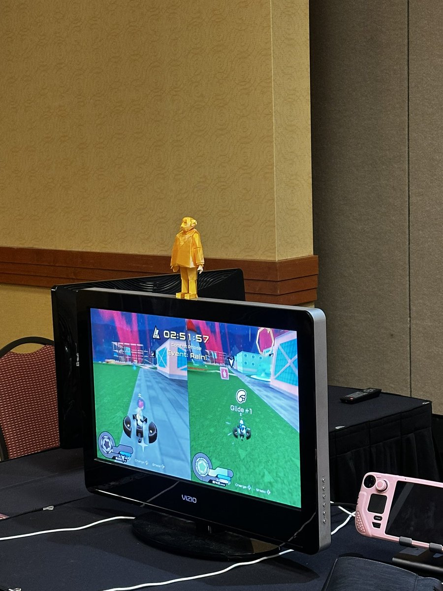 BurgerManPosts's tweet image. Burger Man loves @GameGarageLLC #StarGarden