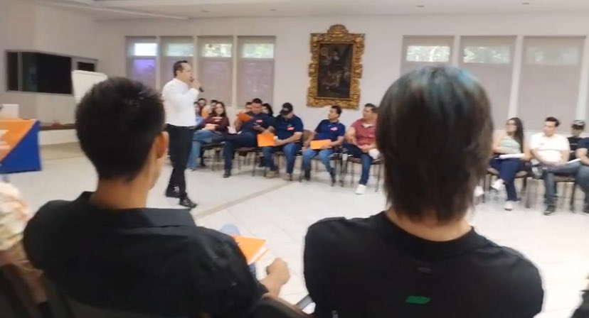 Gran evento de Liderazgo, Fuerza Naranja Culiacan !! Muchísimas felicidades amigo @angelarmentaz , se ve tu toque, convicción y entusiasmo !! ⁦<a href="/MovCiudadanoSin/">Movimiento Ciudadano Sinaloa</a>⁩