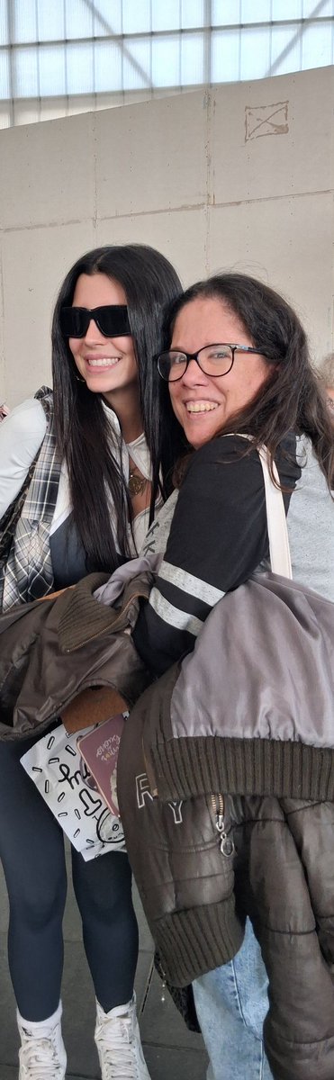 sandriña tweet media